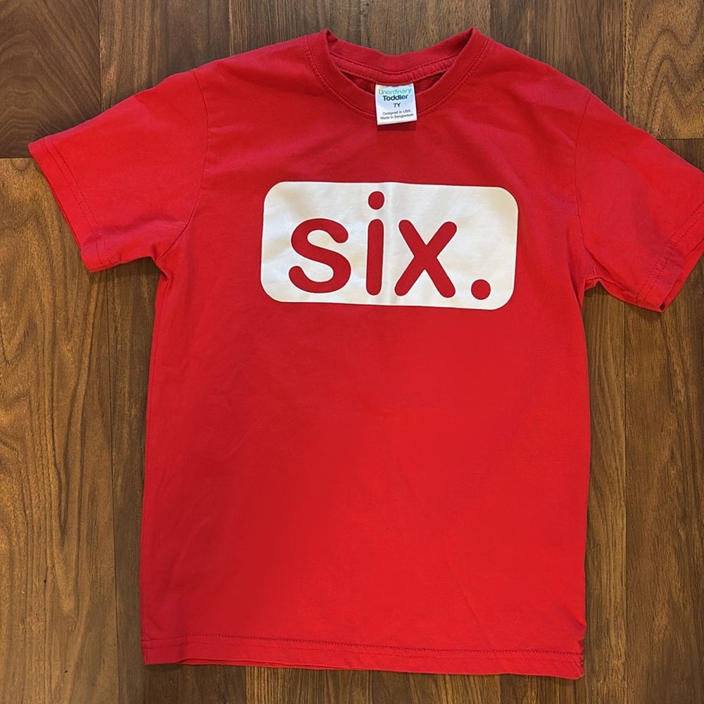 BOYS SHORT SLEEVE T- Shirt- Size 7Y - NWT color: Red